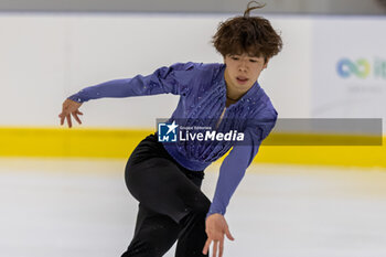 2024-09-13 - Shun SATO (JPN) during Men Short Program on September 13, 2024 at IceLab Bergamo Circuit, Italy - CHALLENGER SERIES LOMBARDIA TROPHY - ICE SKATING - WINTER SPORTS