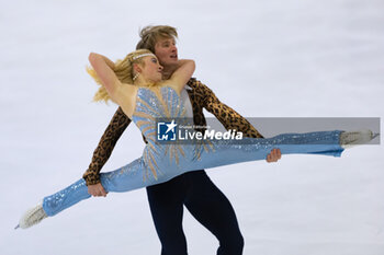 2024-09-14 - Leah NESET (USA) / Artem MARKELOV (USA) during Ice Dance Rhythm Dance on September 14, 2024 at IceLab Bergamo, Italy - CHALLENGER SERIES LOMBARDIA TROPHY - ICE SKATING - WINTER SPORTS