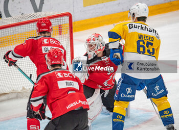23/01/2024 - Lausanne Switzerland, 01/23/2024: Kenin Pasche (goalie) of Lausanne HC #33 concedes a goal during Lausanne HC Versus HC Davos. The match of the 40th day of the 2023-2024 season took place at the Vaudoise Arena in Lausanne between Lausanne HC and HC Davos. - SWISS NATIONAL LEAGUE - LAUSANNE HC VS HC DAVOS - HOCKEY SU GHIACCIO - SPORT INVERNALI