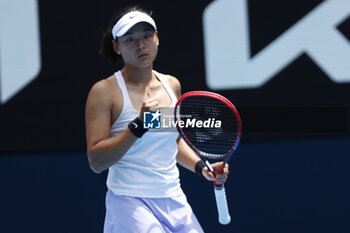 2024-01-20 - Yafan Wang (CHN) in action during their round three singles match against Qinwen Zheng (CHN) - AUSTRALIAN OPEN - INTERNATIONALS - TENNIS