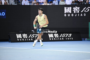 2024-01-18 - Carlos Alcaraz of Spain during the Australian Open AO 2024 Grand Slam tennis tournament on January 18, 2024 at Melbourne Park in Australia. Photo Victor Joly / DPPI - TENNIS - AUSTRALIAN OPEN 2024 - WEEK 1 - INTERNATIONALS - TENNIS