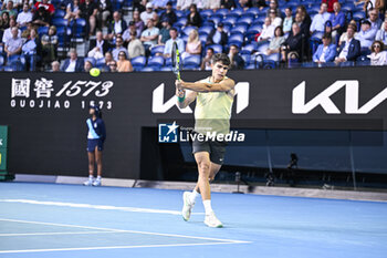 2024-01-18 - Carlos Alcaraz of Spain during the Australian Open AO 2024 Grand Slam tennis tournament on January 18, 2024 at Melbourne Park in Australia. Photo Victor Joly / DPPI - TENNIS - AUSTRALIAN OPEN 2024 - WEEK 1 - INTERNATIONALS - TENNIS