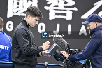 2024-01-18 - Carlos Alcaraz of Spain during the Australian Open AO 2024 Grand Slam tennis tournament on January 18, 2024 at Melbourne Park in Australia. Photo Victor Joly / DPPI - TENNIS - AUSTRALIAN OPEN 2024 - WEEK 1 - INTERNATIONALS - TENNIS