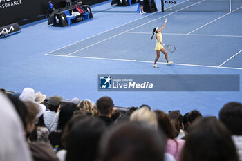 2024-01-18 - Emma Raducanu during the Australian Open AO 2024 Grand Slam tennis tournament on January 18, 2024 at Melbourne Park in Australia. Photo Victor Joly / DPPI - TENNIS - AUSTRALIAN OPEN 2024 - WEEK 1 - INTERNATIONALS - TENNIS