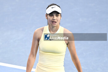 2024-01-18 - Emma Raducanu during the Australian Open AO 2024 Grand Slam tennis tournament on January 18, 2024 at Melbourne Park in Australia. Photo Victor Joly / DPPI - TENNIS - AUSTRALIAN OPEN 2024 - WEEK 1 - INTERNATIONALS - TENNIS