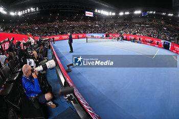 2024-01-21 - General view ambiance or ambience illustration of Rod Laver Arena with photographers during the Australian Open AO 2024 Grand Slam tennis tournament on January 21, 2024 at Melbourne Park in Australia. Photo Victor Joly / DPPI - TENNIS - AUSTRALIAN OPEN 2024 - WEEK 1 - INTERNATIONALS - TENNIS