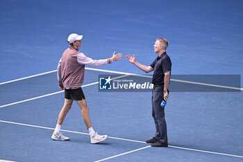2024-01-26 - Jannik Sinner of Italy and Jim Courier during the Australian Open AO 2024 Grand Slam tennis tournament on January 26, 2024 at Melbourne Park in Melbourne, Australia. Photo Victor Joly / DPPI - TENNIS - AUSTRALIAN OPEN 2024 - WEEK 2 - INTERNATIONALS - TENNIS