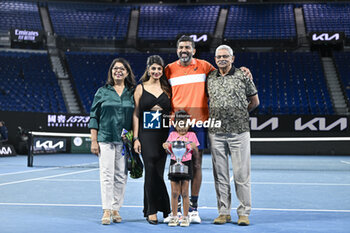 2024-01-27 - Rohan Bopanna with his wife Supriya Annaiah and his daughter Tridha and parents during the Australian Open AO 2024 women's final Grand Slam tennis tournament on January 27, 2024 at Melbourne Park in Australia. Photo Victor Joly / DPPI - TENNIS - AUSTRALIAN OPEN 2024 - WEEK 2 - INTERNATIONALS - TENNIS