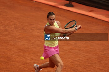 2024-05-15 - Rome, Italy 15.05.2024: Aryna Sabalenka VS Jelena Ostapenko (LAT) during Internazionali BNL 2024 women's WTA1000 Open tennis tournament in Rome at Grand Stand Arena . - INTERNAZIONALI BNL D'ITALIA - INTERNATIONALS - TENNIS