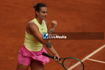 2024-05-15 - Rome, Italy 15.05.2024: Aryna Sabalenka VS Jelena Ostapenko (LAT) during Internazionali BNL 2024 women's WTA1000 Open tennis tournament in Rome at Grand Stand Arena . - INTERNAZIONALI BNL D'ITALIA - INTERNATIONALS - TENNIS