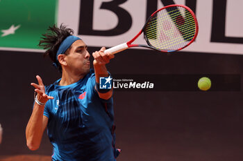 2024-05-15 - Rome, Italy 15.05.2024 : Alejandro TABILO (CHI) vs Zhizhen ZHANG (CHN) during Internazionali BNL 2024 men’s ATP 1000 Open tennis tournament in Rome at Grand Stand Arena . - INTERNAZIONALI BNL D'ITALIA - INTERNATIONALS - TENNIS