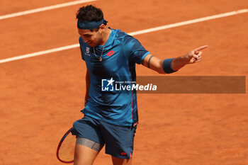 2024-05-15 - Rome, Italy 15.05.2024 : Alejandro TABILO (CHI) vs Zhizhen ZHANG (CHN) during Internazionali BNL 2024 men’s ATP 1000 Open tennis tournament in Rome at Grand Stand Arena . - INTERNAZIONALI BNL D'ITALIA - INTERNATIONALS - TENNIS