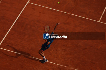 2024-05-15 - Rome, Italy 15.05.2024 : Alejandro TABILO (CHI) vs Zhizhen ZHANG (CHN) during Internazionali BNL 2024 men’s ATP 1000 Open tennis tournament in Rome at Grand Stand Arena . - INTERNAZIONALI BNL D'ITALIA - INTERNATIONALS - TENNIS