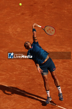 2024-05-15 - Rome, Italy 15.05.2024 : Alejandro TABILO (CHI) vs Zhizhen ZHANG (CHN) during Internazionali BNL 2024 men’s ATP 1000 Open tennis tournament in Rome at Grand Stand Arena . - INTERNAZIONALI BNL D'ITALIA - INTERNATIONALS - TENNIS