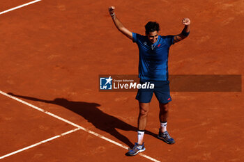 2024-05-15 - Rome, Italy 15.05.2024 : Alejandro TABILO (CHI) vs Zhizhen ZHANG (CHN) during Internazionali BNL 2024 men’s ATP 1000 Open tennis tournament in Rome at Grand Stand Arena . - INTERNAZIONALI BNL D'ITALIA - INTERNATIONALS - TENNIS