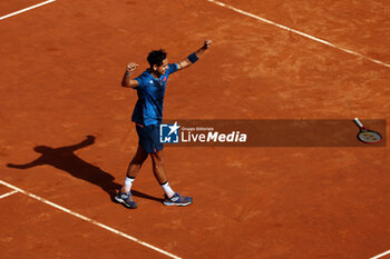 2024-05-15 - Rome, Italy 15.05.2024 : Alejandro TABILO (CHI) vs Zhizhen ZHANG (CHN) during Internazionali BNL 2024 men’s ATP 1000 Open tennis tournament in Rome at Grand Stand Arena . - INTERNAZIONALI BNL D'ITALIA - INTERNATIONALS - TENNIS