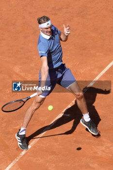 2024-05-17 - Alexander Zverev (GER) during the semi final against Alejandro Tabilo (CHI) of the ATP Master 1000 Internazionali BNL D'Italia tournament at Foro Italico on May 17, 2024
Fabrizio Corradetti / LiveMedia - INTERNAZIONALI BNL D'ITALIA - INTERNATIONALS - TENNIS