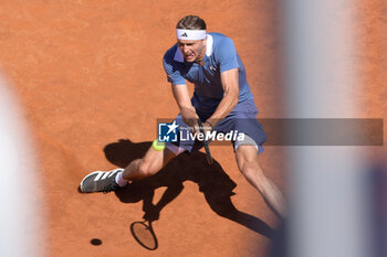 2024-05-17 - Alexander Zverev (GER) during the semi final against Alejandro Tabilo (CHI) of the ATP Master 1000 Internazionali BNL D'Italia tournament at Foro Italico on May 17, 2024
Fabrizio Corradetti / LiveMedia - INTERNAZIONALI BNL D'ITALIA - INTERNATIONALS - TENNIS