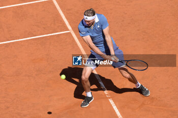 2024-05-17 - Alexander Zverev (GER) during the semi final against Alejandro Tabilo (CHI) of the ATP Master 1000 Internazionali BNL D'Italia tournament at Foro Italico on May 17, 2024
Fabrizio Corradetti / LiveMedia - INTERNAZIONALI BNL D'ITALIA - INTERNATIONALS - TENNIS