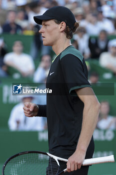 2024-04-11 - Jannik Sinner of Italy celebrates his victory over Jan-Lennard Struff of Germany during day 5 of the Rolex Monte-Carlo 2024, ATP Masters 1000 tennis event on April 11, 2024 at Monte-Carlo Country Club in Roquebrune Cap Martin, France - TENNIS - ROLEX MONTE-CARLO MASTERS 2024 - 11/04 - INTERNATIONALS - TENNIS
