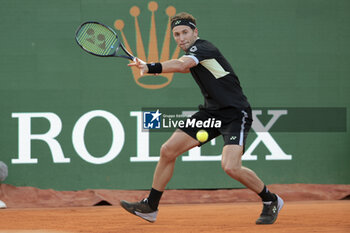 2024-04-12 - Casper Ruud of Norway during day 6 of the Rolex Monte-Carlo 2024, ATP Masters 1000 tennis event on April 12, 2024 at Monte-Carlo Country Club near Monaco in Roquebrune Cap Martin, France - TENNIS - ROLEX MONTE CARLO MASTERS 2024 - 12/04 - INTERNATIONALS - TENNIS