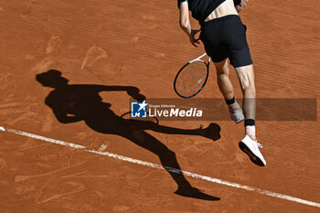 2024-04-12 - Illustration with a male player Jannik Sinner during a service or serve during the Rolex Monte-Carlo ATP Masters 1000 tennis on April 12, 2024 at Monte Carlo Country Club in Roquebrune Cap Martin, France near Monaco. Photo Victor Joly / DPPI - TENNIS - ROLEX MONTE CARLO MASTERS 2024 - 12/04 - INTERNATIONALS - TENNIS