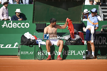 2024-04-12 - Novak Djokovic bare-chested shirtless or naked torso during the Rolex Monte-Carlo ATP Masters 1000 tennis on April 12, 2024 at Monte Carlo Country Club in Roquebrune Cap Martin, France near Monaco. Photo Victor Joly / DPPI - TENNIS - ROLEX MONTE CARLO MASTERS 2024 - 12/04 - INTERNATIONALS - TENNIS