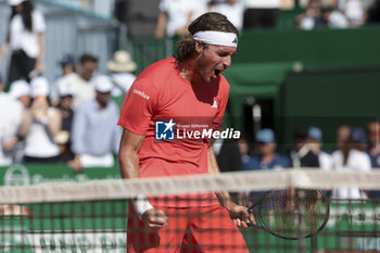 2024-04-13 - Stefanos Tsitsipas of Greece celebrates winning his semi-final against Jannik Sinner of Italy during day seven of the Rolex Monte-Carlo 2024, ATP Masters 1000 tennis event on April 13, 2024 at Monte-Carlo Country Club in Roquebrune Cap Martin, France - TENNIS - ROLEX MONTE CARLO MASTERS 2024 - 13/04 - INTERNATIONALS - TENNIS