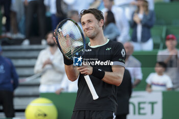 2024-04-13 - Casper Ruud of Norway celebrates his semifinal victory against Novak Djokovic of Serbia during day seven of the Rolex Monte-Carlo 2024, ATP Masters 1000 tennis event on April 13, 2024 at Monte-Carlo Country Club in Roquebrune Cap Martin, France - TENNIS - ROLEX MONTE CARLO MASTERS 2024 - 13/04 - INTERNATIONALS - TENNIS
