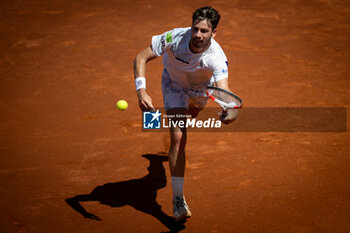 2024-04-19 - Cameron Norrie (UK) plays forehand shot against Tomas Etcheverry (Argentina) during a quarterfinal ATP 500 Barcelona Open Banc Sabadell 2024 match at Real Club de Tenis de Barcelona, in Barcelona, Spain on April 19, 2024. Photo by Felipe Mondino - ATP 500 BARCELONA OPEN BANC SABADELL 2024 - CAMERON NORRIE (UK) VS TOMAS ETCHEVERRY (ARG) - INTERNATIONALS - TENNIS