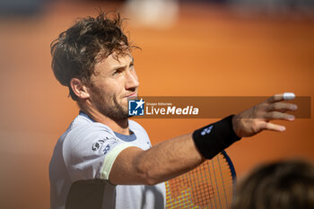2024-04-19 - Casper Ruud (Norway) celebrates his victory over Matteo Arnaldi (Italy) during a quarterfinal ATP 500 Barcelona Open Banc Sabadell 2024 match at Real Club de Tenis de Barcelona, in Barcelona, Spain on April 19, 2024. Photo by Felipe Mondino - ATP 500 BARCELONA OPEN BANC SABADELL 2024 - MATTEO ARNALDI (ITA) VS CASPER RUUD (NOR) - INTERNATIONALS - TENNIS