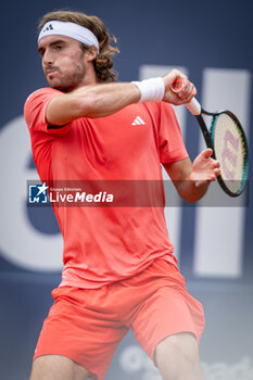 2024-04-21 - Stefanos Tsitsipas (Greece) plays forehand shot against Casper Ruud (Norway) during the final ATP 500 Barcelona Open Banc Sabadell 2024 match at Real Club de Tenis de Barcelona, in Barcelona, Spain on April 21, 2024. Photo by Felipe Mondino - ATP 500 BARCELONA OPEN BANC SABADELL 2024 FINAL - STEFANOS TSITSIPAS (GRE) VS CASPER RUUD (NOR) - INTERNATIONALS - TENNIS