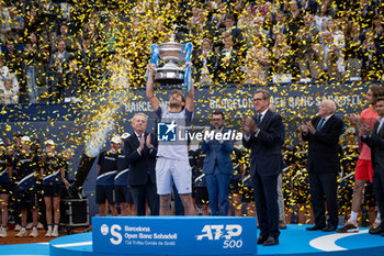 2024-04-21 - Casper Ruud (Norway) celebrate Conde de Godo Championship after the final ATP 500 Barcelona Open Banc Sabadell 2024 match at Real Club de Tenis de Barcelona, in Barcelona, Spain on April 21, 2024. Photo by Felipe Mondino - ATP 500 BARCELONA OPEN BANC SABADELL 2024 FINAL - STEFANOS TSITSIPAS (GRE) VS CASPER RUUD (NOR) - INTERNATIONALS - TENNIS