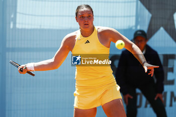 2024-04-22 - Jule Niemeier of Germany in action against Nuria Parrizas Diaz of Spain during the Mutua Madrid Open 2024, ATP Masters 1000 and WTA 1000, tennis tournament on April 22, 2024 at Caja Magica in Madrid, Spain - TENNIS - MUTUA MADRID OPEN 2024 - INTERNATIONALS - TENNIS