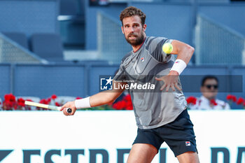 2024-04-22 - Stefano Napolitano of Italy in action against Richard Gasquet of France during the Mutua Madrid Open 2024, ATP Masters 1000 and WTA 1000, tennis tournament on April 22, 2024 at Caja Magica in Madrid, Spain - TENNIS - MUTUA MADRID OPEN 2024 - INTERNATIONALS - TENNIS