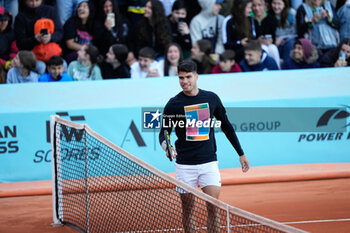 2024-04-23 - Carlos Alcaraz of Spain practices during the Mutua Madrid Open 2024, ATP Masters 1000 and WTA 1000, tennis tournament on April 23, 2024 at Caja Magica in Madrid, Spain - TENNIS - MUTUA MADRID OPEN 2024 - INTERNATIONALS - TENNIS