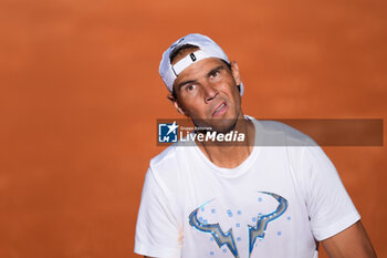 2024-04-23 - Rafael Nadal of Spain practices during the Mutua Madrid Open 2024, ATP Masters 1000 and WTA 1000, tennis tournament on April 23, 2024 at Caja Magica in Madrid, Spain - TENNIS - MUTUA MADRID OPEN 2024 - INTERNATIONALS - TENNIS