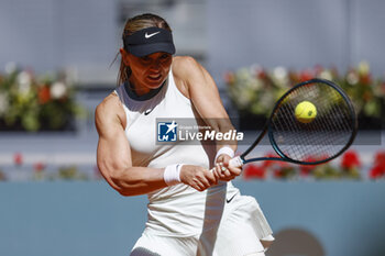 24/04/2024 - Paula Badosa of Spain in action against Jessica Bouzas Maneiro of Spain during the Mutua Madrid Open 2024, ATP Masters 1000 and WTA 1000, tennis tournament on April 24, 2024 at Caja Magica in Madrid, Spain - TENNIS - MUTUA MADRID OPEN 2024 - INTERNAZIONALI - TENNIS