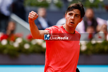 2024-04-26 - Alexander Shevchenko of Kazakhstan in action against Carlos Alcaraz of Spain during the Mutua Madrid Open 2024, ATP Masters 1000 and WTA 1000, tennis tournament on April 26, 2024 at Caja Magica in Madrid, Spain - TENNIS - MUTUA MADRID OPEN 2024 - INTERNATIONALS - TENNIS