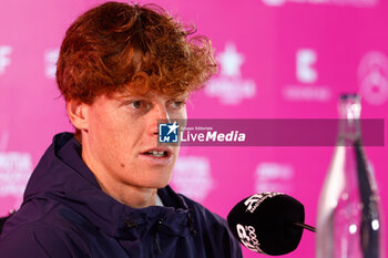 2024-04-27 - Jannik Sinner of Italy at press conference during the Mutua Madrid Open 2024, ATP Masters 1000 and WTA 1000, tennis tournament on April 27, 2024 at Caja Magica in Madrid, Spain - TENNIS - MUTUA MADRID OPEN 2024 - INTERNATIONALS - TENNIS