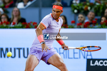 27/04/2024 - Rafael Nadal of Spain in action against Alex de Minaur of Australia during the Mutua Madrid Open 2024, ATP Masters 1000 and WTA 1000, tennis tournament on April 27, 2024 at Caja Magica in Madrid, Spain - TENNIS - MUTUA MADRID OPEN 2024 - INTERNAZIONALI - TENNIS