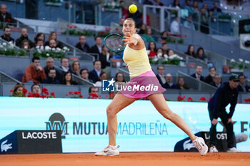 28/04/2024 - Aryna Sabalenka of Belarus in action against Robin Montgomery of Unites States during the Mutua Madrid Open 2024, ATP Masters 1000 and WTA 1000, tennis tournament on April 28, 2024 at Caja Magica in Madrid, Spain - TENNIS - MUTUA MADRID OPEN 2024 - INTERNAZIONALI - TENNIS