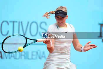 2024-04-28 - Mirra Andreeva of Russia in action against Marketa Vondrousova of Czech Republic during the Mutua Madrid Open 2024, ATP Masters 1000 and WTA 1000, tennis tournament on April 28, 2024 at Caja Magica in Madrid, Spain - TENNIS - MUTUA MADRID OPEN 2024 - INTERNATIONALS - TENNIS
