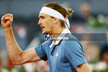 28/04/2024 - Alexander Zverev of Germany celebrates a point against Denis Shapovalov of Canada during the Mutua Madrid Open 2024, ATP Masters 1000 and WTA 1000, tennis tournament on April 28, 2024 at Caja Magica in Madrid, Spain - TENNIS - MUTUA MADRID OPEN 2024 - INTERNAZIONALI - TENNIS