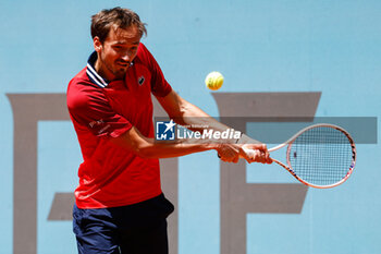 2024-04-29 - Daniil Medvedev of Russia in action against Sebastian Korda of USA during the Mutua Madrid Open 2024, ATP Masters 1000 and WTA 1000, tennis tournament on April 29, 2024 at Caja Magica in Madrid, Spain - TENNIS - MUTUA MADRID OPEN 2024 - INTERNATIONALS - TENNIS
