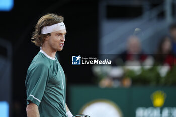 2024-05-01 - Andrey Rublev of Russia in action against Carlos Alcaraz of Spain during the Mutua Madrid Open 2024, ATP Masters 1000 and WTA 1000, tennis tournament on May 1, 2024 at Caja Magica in Madrid, Spain - TENNIS - MUTUA MADRID OPEN 2024 - INTERNATIONALS - TENNIS