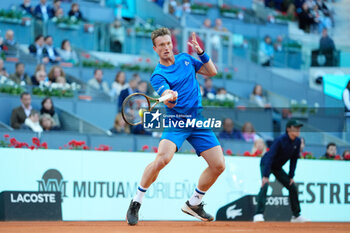 2024-05-02 - Jiri Lehecka of Czech Republic in action against Daniil Medvedev of Russia during the Mutua Madrid Open 2024, ATP Masters 1000 and WTA 1000, tennis tournament on May 2, 2024 at Caja Magica in Madrid, Spain - TENNIS - MUTUA MADRID OPEN 2024 - INTERNATIONALS - TENNIS