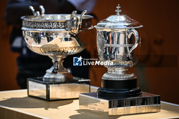 2024-05-20 - Exhibition of the Roland Garros trophies in the men's and women's individual category during Roland-Garros 2024, ATP and WTA Grand Slam tennis tournament on May 20, 2024 at Roland-Garros stadium in Paris, France - TENNIS - ROLAND GARROS 2024 - PREVIEWS - INTERNATIONALS - TENNIS