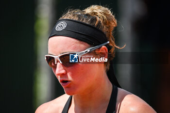 2024-05-20 - Carole MONNET of France during first qualifying day of Roland-Garros 2024, ATP and WTA Grand Slam tennis tournament on May 20, 2024 at Roland-Garros stadium in Paris, France - TENNIS - ROLAND GARROS 2024 - PREVIEWS - INTERNATIONALS - TENNIS