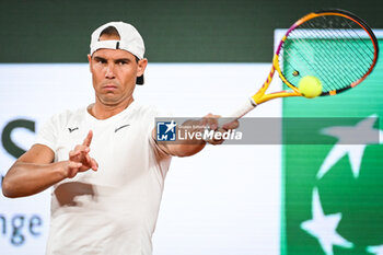 2024-05-20 - Rafael NADAL of Spain during a training session of Roland-Garros 2024, ATP and WTA Grand Slam tennis tournament on May 20, 2024 at Roland-Garros stadium in Paris, France - TENNIS - ROLAND GARROS 2024 - PREVIEWS - INTERNATIONALS - TENNIS